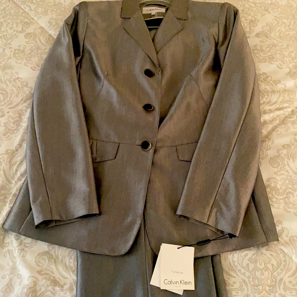 Two-Piece Calvin Klein Pant Suit (Brand New)